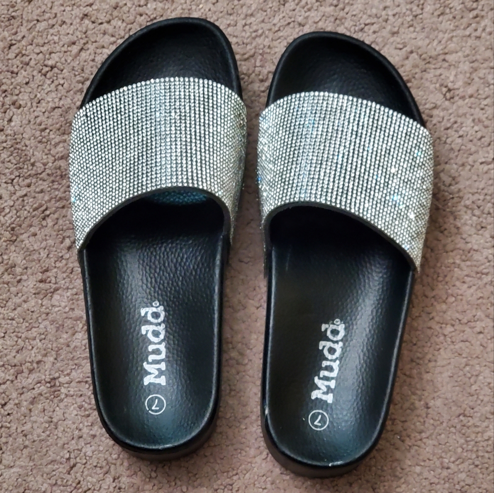 Mudd Rhinestone Platform Slides size 7